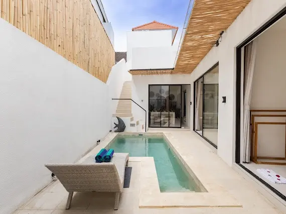 NEW MODERN Central BERAWA Canggu I 6mins drive to the beach, 2-bed villa for rent in Canggu – photo 5 of 15