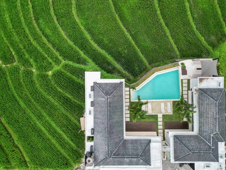 Villa For Rent 5 Bed In Pererenan,Badung Bali, 5-bed villa for rent in Pererenan – photo 8 of 15