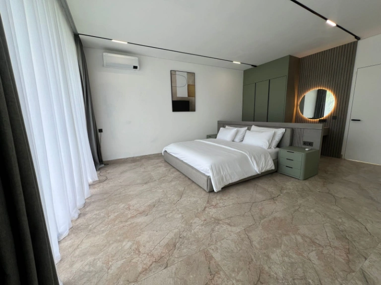 Villa Belkin Ubud - Brand New Luxury Modern 3-Bedroom Villa with Rice Field View, 3-bed villa for rent in Ubud – photo 7 of 15