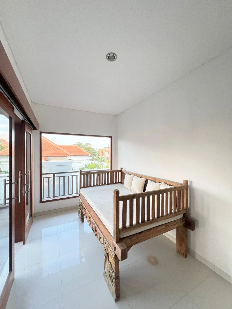 4 Bedrooms Villa in Canggu for Yearly & Leasehold, 4-bed villa for rent in Canggu – photo 13 of 15