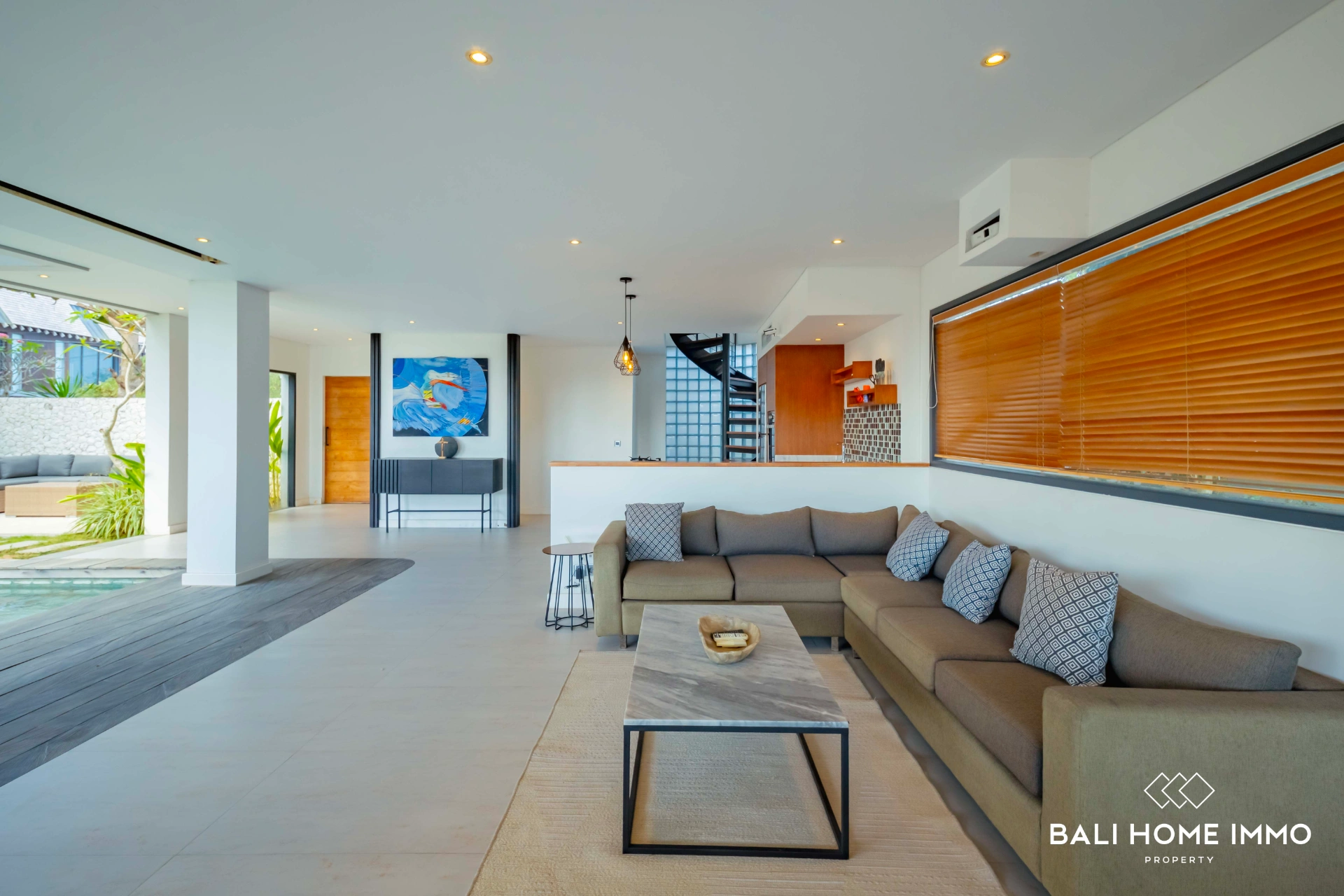 Stunning 3 Bedrooms Villa for Rent & Sale in Ungasan, 3-bed villa for rent in Uluwatu – photo 7 of 15