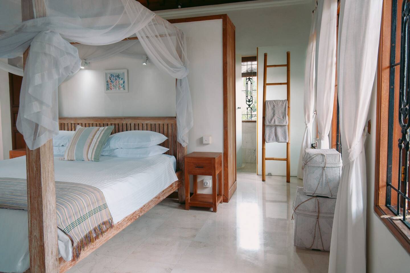 4-Bedroom Villa with Lush Garden Sanctuary in Pererenan, 4-bed villa for rent in Pererenan – photo 6 of 15