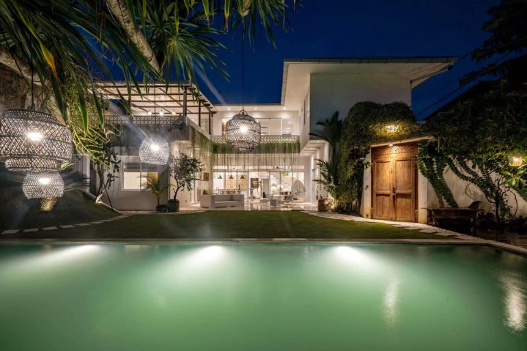 5BR Villa for Rent at Umalas, Bali, 5-bed villa for rent in Canggu – photo 2 of 15