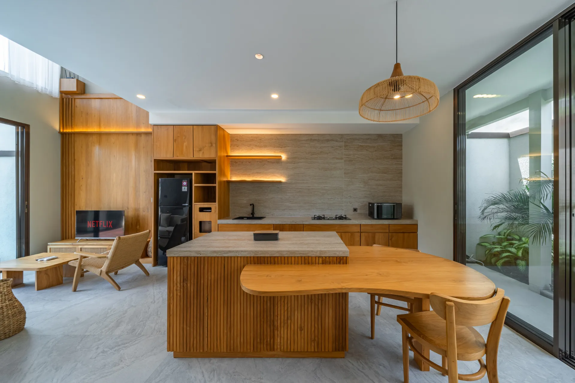 Villa Echo - Brand New Luxury 1-Bedroom Loft Villa next to Echo Beach, 1-bed villa for rent in Canggu – photo 8 of 14