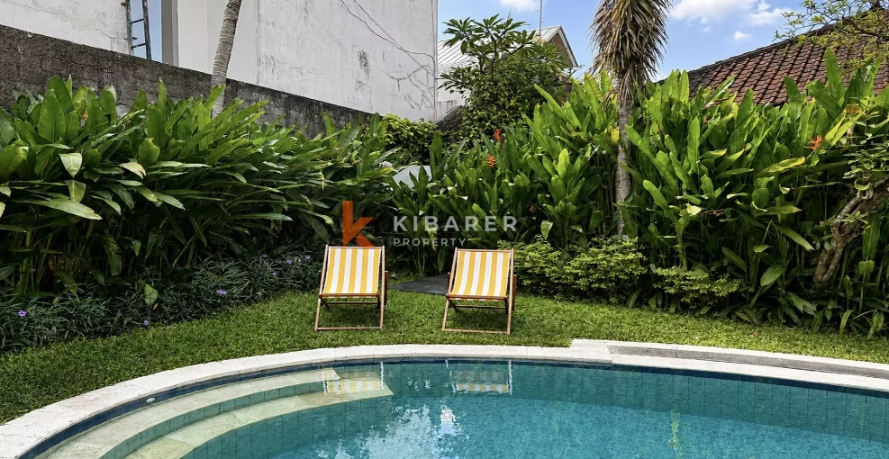 Beautiful Super Cozy Two Bedroom Closed Living Villa in Bumbak, 2-bed villa for rent in Seminyak – photo 12 of 15