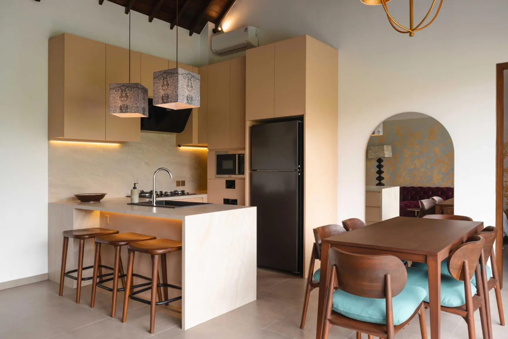 Rocca Bella Villa - Stunning 3BD Pool Villa Canggu w/ Ricefields View, 3-bed villa for rent in Canggu – photo 10 of 15