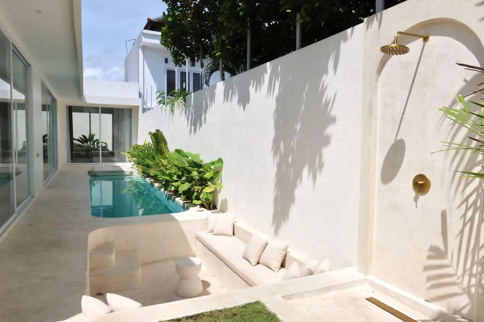 Villa For Rent 2 Bed In Kerobokan Kelod,Bali, 2-bed villa for rent in Canggu – photo 5 of 15