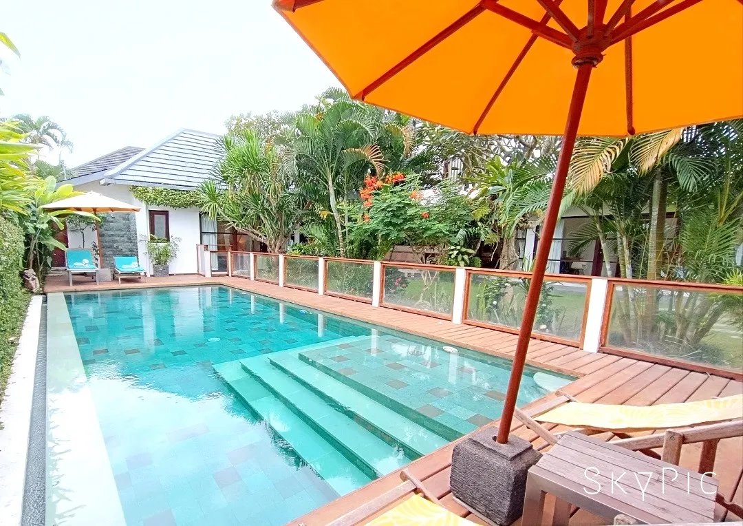 Spacious 4BR Villa w/ Pool and Home Office, 4-bed villa for rent in Canggu – photo 3 of 15