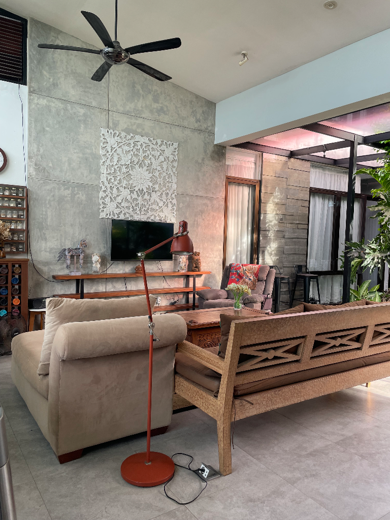 Contemporary Tropical Family Home | Kerobokan, 3-bed villa for rent in Seminyak – photo 9 of 15