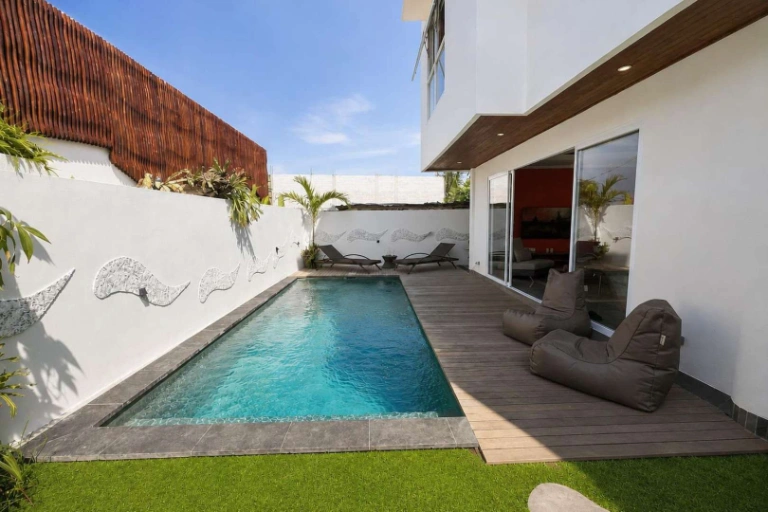 3BR Modern Villa in Canggu - Low Traffic Location, 3-bed villa for rent in Canggu – photo 9 of 12
