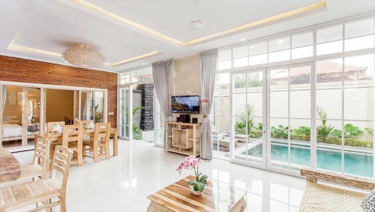 Villa For Rent 2 Bed In Padonan,Badung Bali, 2-bed villa for rent in Canggu – photo 2 of 15
