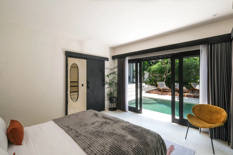 Modern 4BR Villa in Perenenan with Sauna & Rooftop, 4-bed villa for rent in Pererenan – photo 3 of 15