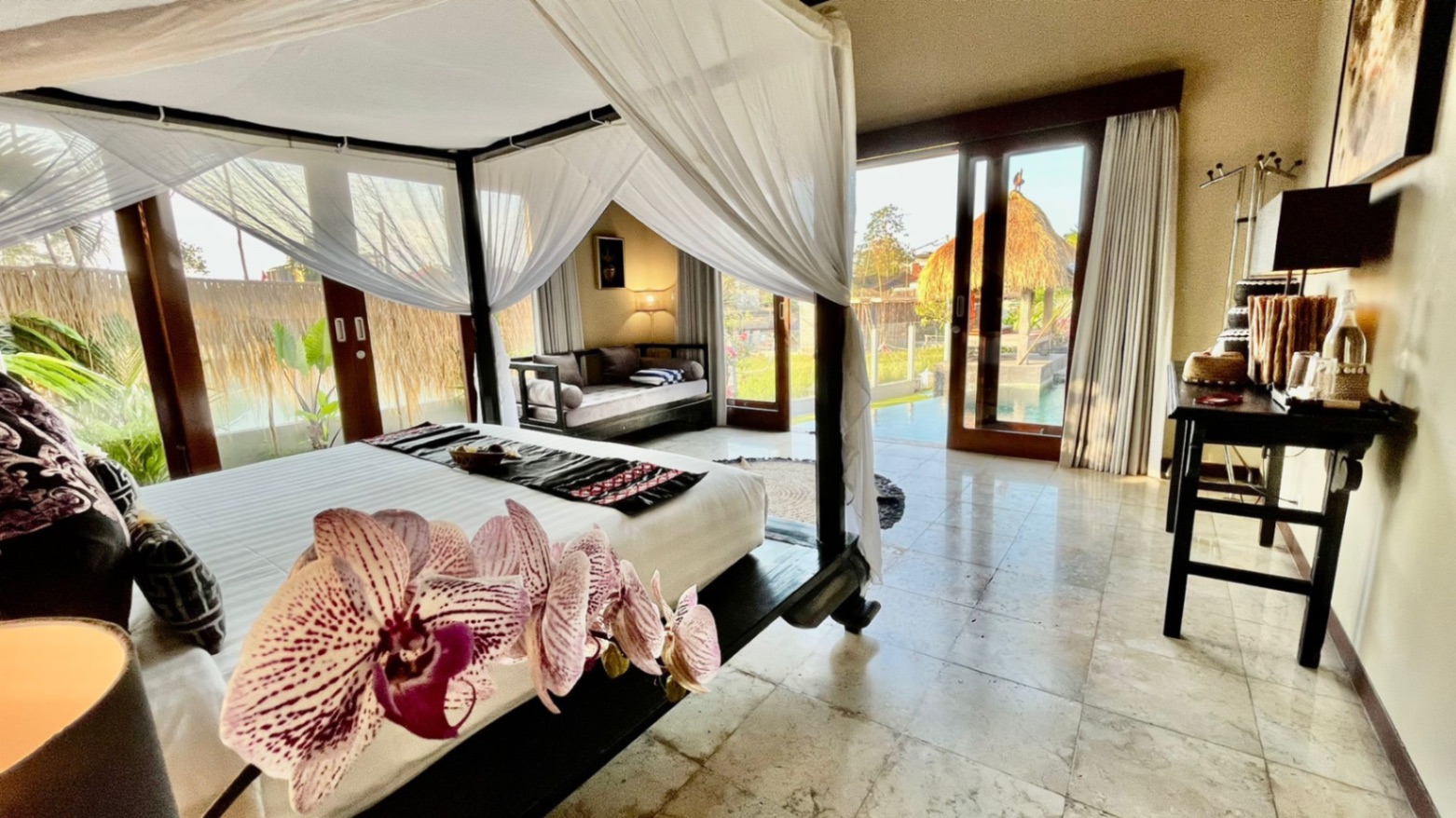 4 Bedroom Ricefield View in Kayu Tulang, 4-bed villa for rent in Canggu – photo 5 of 15
