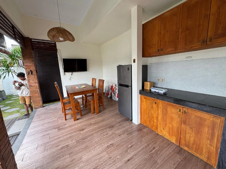 New Renov 3 Bedroom Canggu - Open Sublease, 3-bed villa for rent in Canggu – photo 8 of 15
