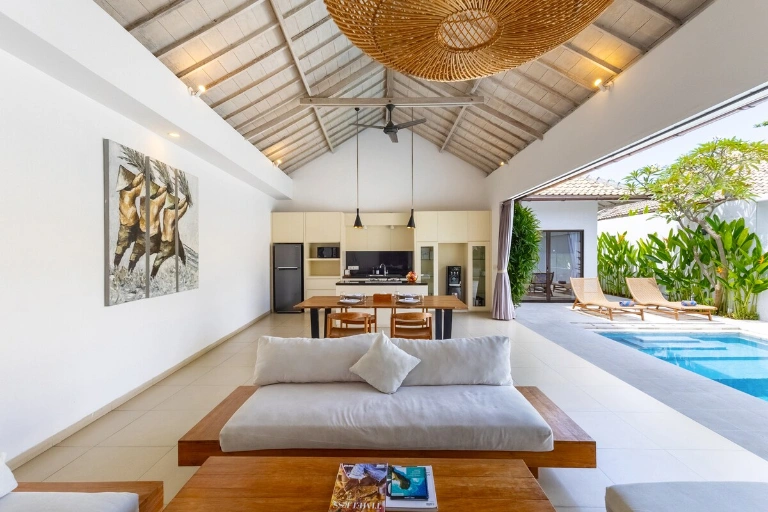 Villa Anakula - Chic 2BR Private Villa in the Heart of Seminyak, 2-bed villa for rent in Seminyak – photo 7 of 15