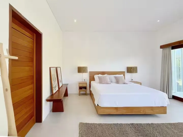 2BR Villa in Seseh with Spacious Garden Area, 2-bed villa for rent in Seseh – photo 12 of 15