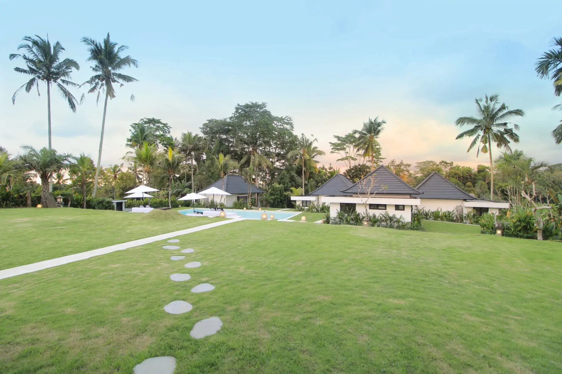 Puri Hijau 3 BR Villa with Jungle and River View, 3-bed villa for rent in Ubud – photo 3 of 15
