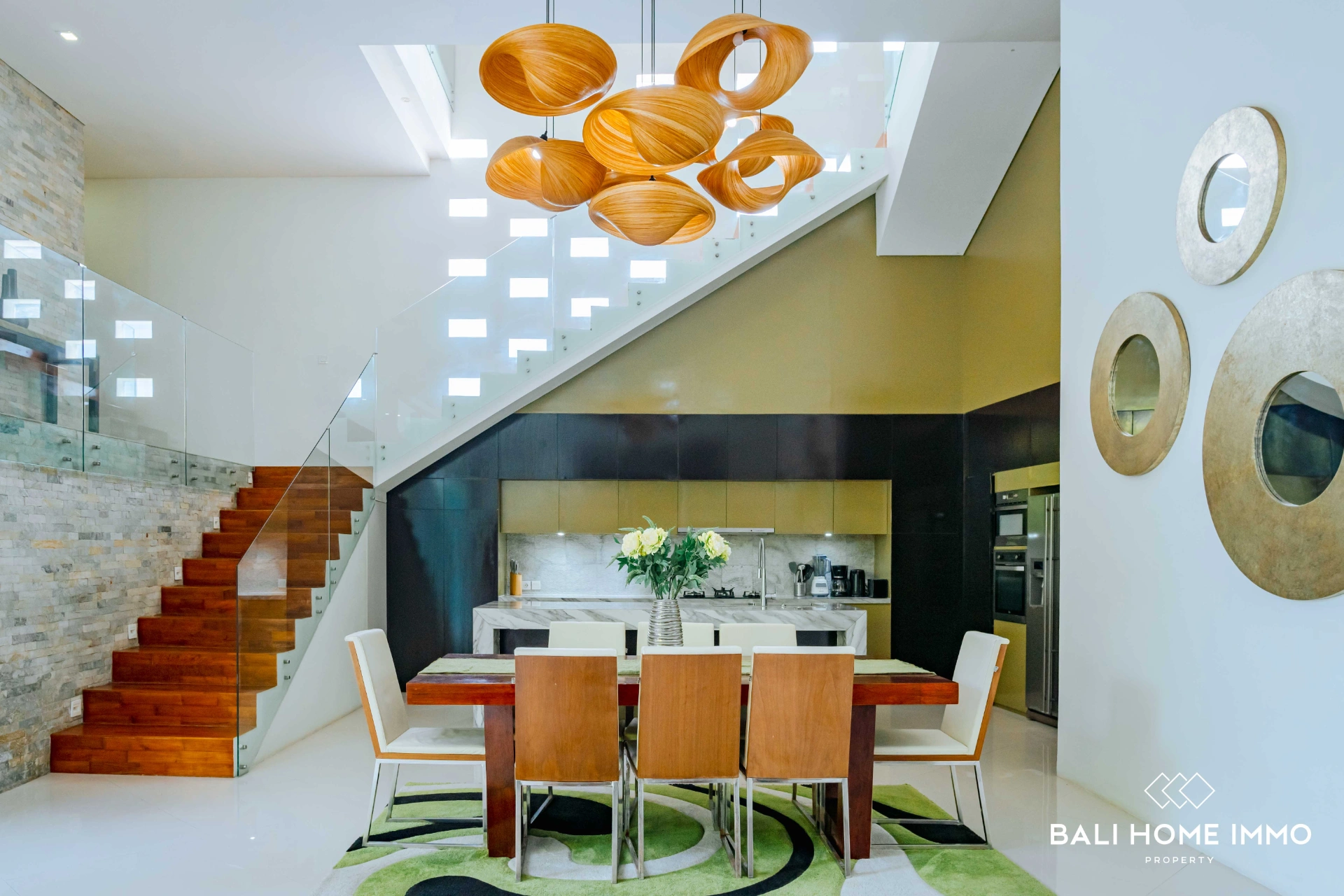 Modern Tropical Luxury Villa for Rent & Sale in Balangan, 4-bed villa for rent in Uluwatu – photo 5 of 14