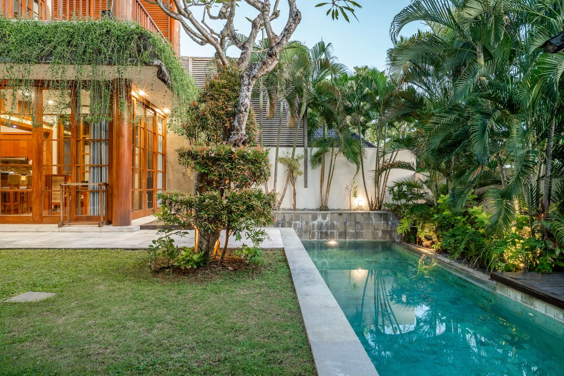 Bale Gede Luxury Villas - 3 Bedroom Pool Villa, 3-bed villa for rent in Seminyak – photo 3 of 15