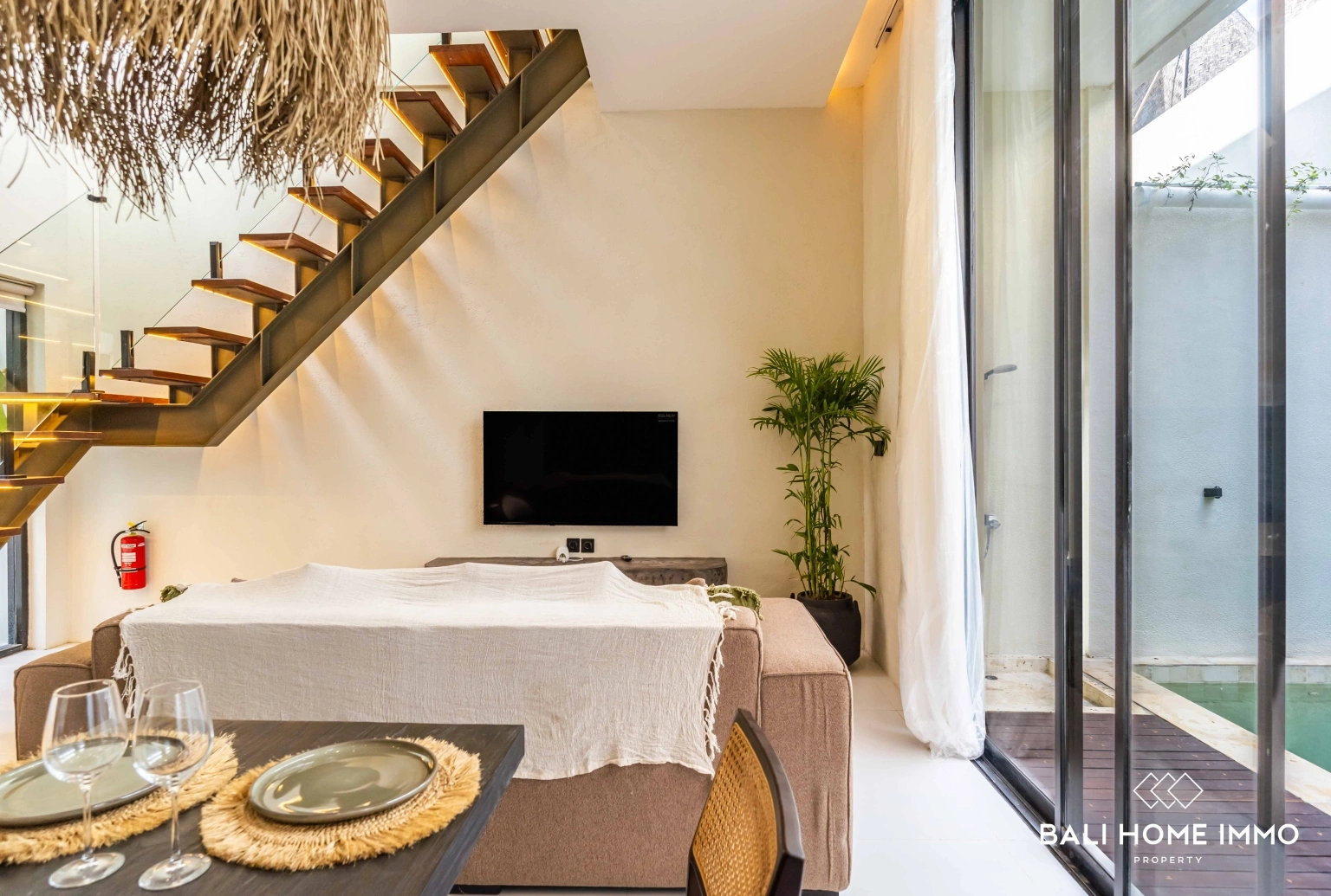 Brand new 1 Bedrooms villa in Bali near Cemagi Beach, 1-bed villa for rent in Seseh – photo 8 of 14