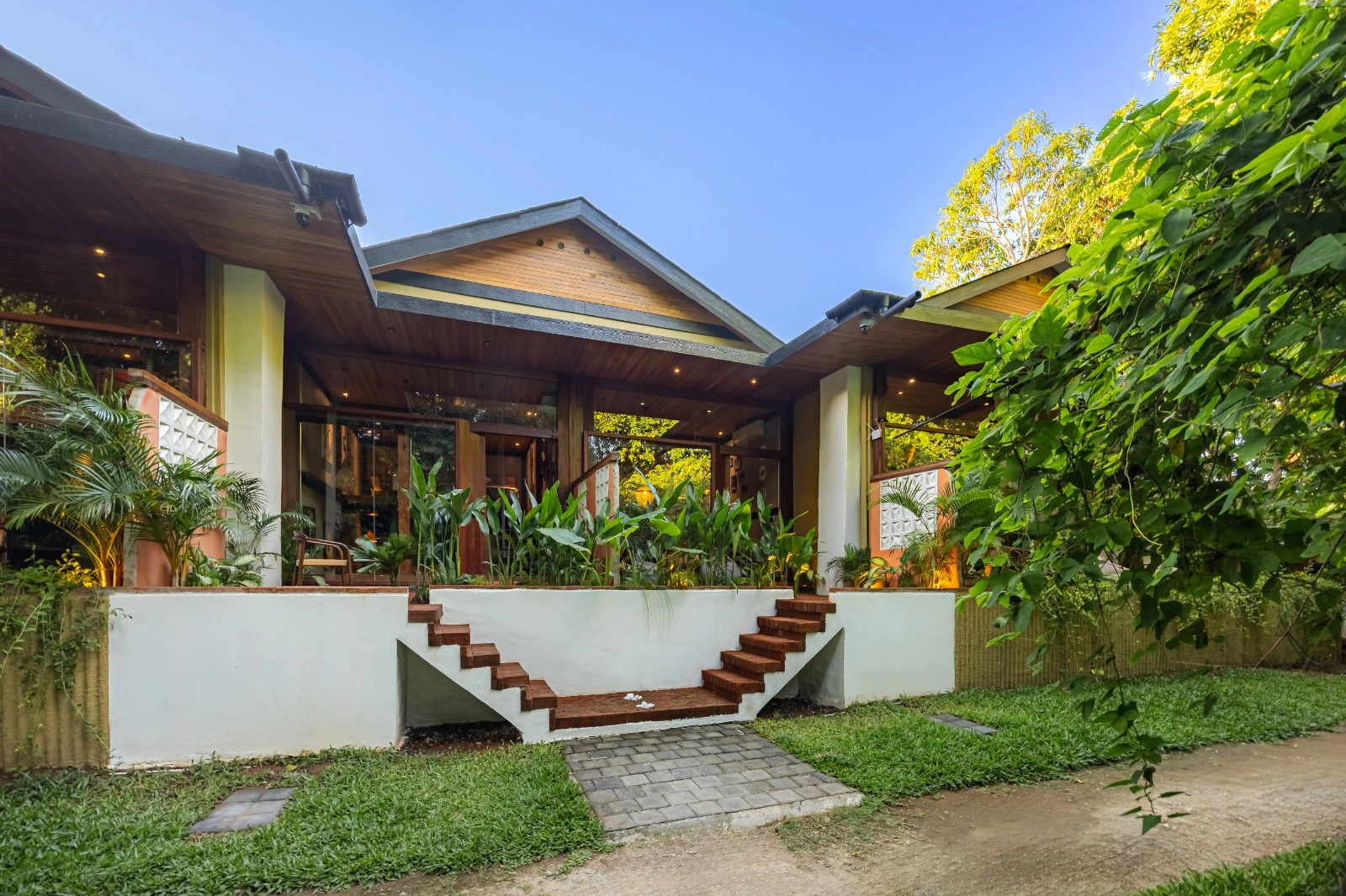 A Premium Residence 1BR Mezzanine in the Heart of Nature, Uluwatu, 1-bed villa for rent in Uluwatu – photo 12 of 15