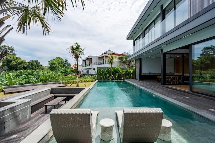 Villa For Rent 7 Bed In Canggu,Badung Bali, 7-bed villa for rent in Canggu – photo 9 of 15