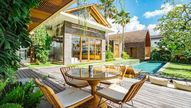 Villa For Rent 4 Bed In Canggu,Badung Bali, 4-bed villa for rent in Canggu – photo 14 of 15