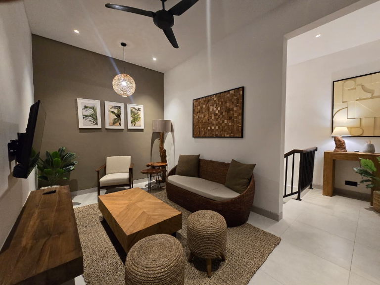 Monthly - Canggu - Brand New 3 Bedrooms Villan Available Now, 3-bed villa for rent in Canggu – photo 10 of 11