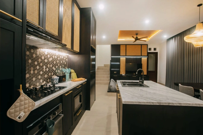 2 Bedroom Villa Fully Furnished in Tumbakbayuh Pererenan, 3-bed villa for rent in Pererenan – photo 8 of 15