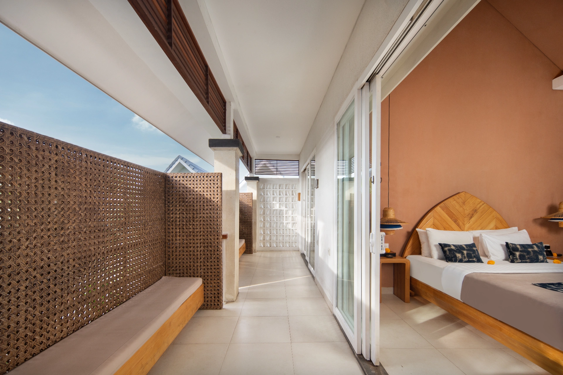 Sophisticated 1 Bedroom Modern Suite in the Heart of Berawa, 1-bed villa for rent in Canggu – photo 8 of 13
