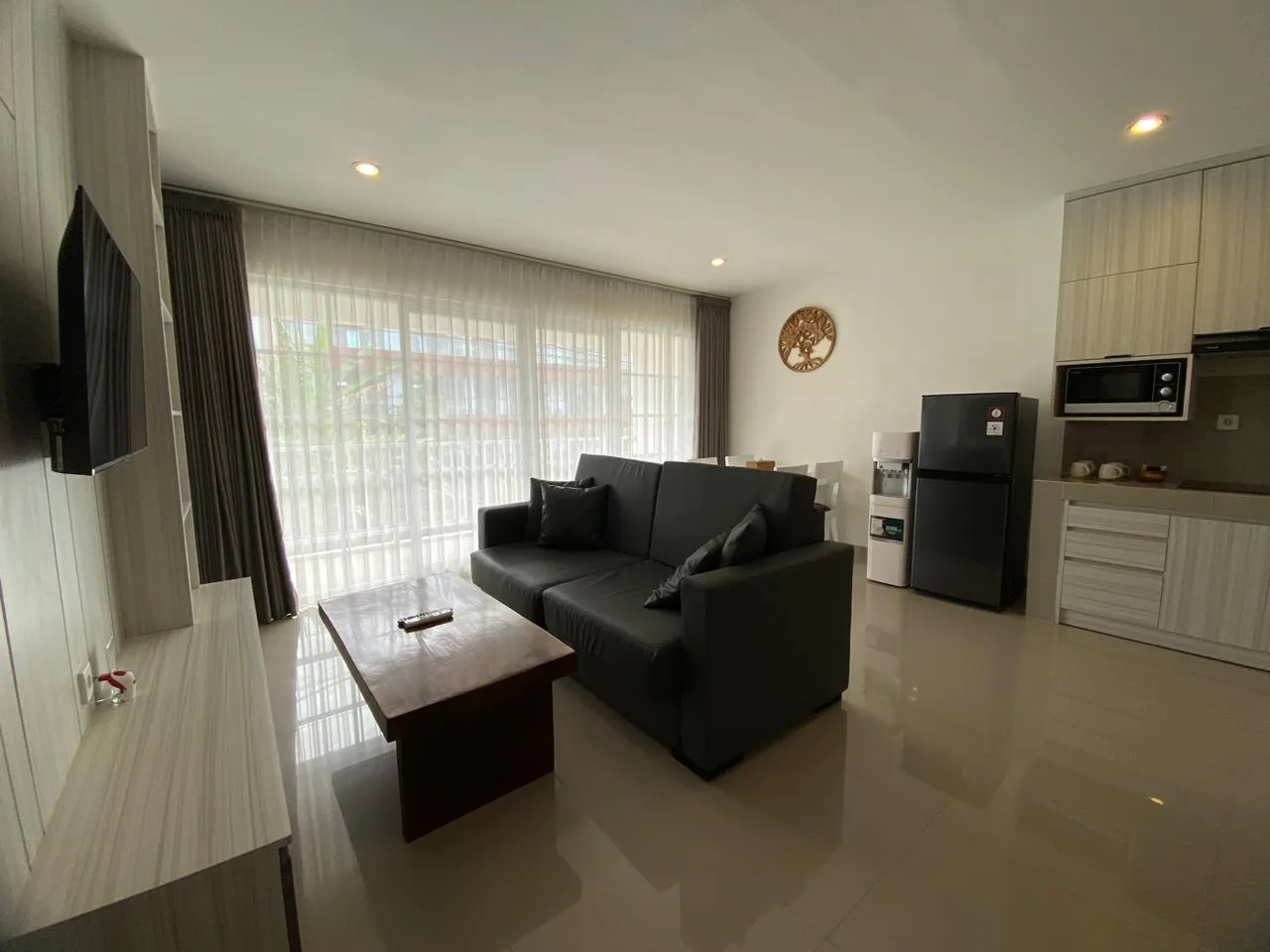 Modern 2 Bedroom Canggu– near Gym and Pererenan Beach, 2-bed villa for rent in Canggu – photo 9 of 15