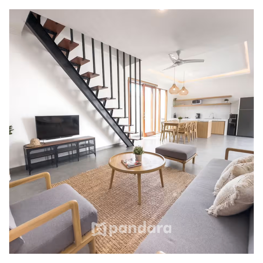 NEW Modern 3BR Villa | Quiet Oasis in Central Canggu | FAST WiFi & Desk in Every, 3-bed villa for rent in Canggu – photo 11 of 13