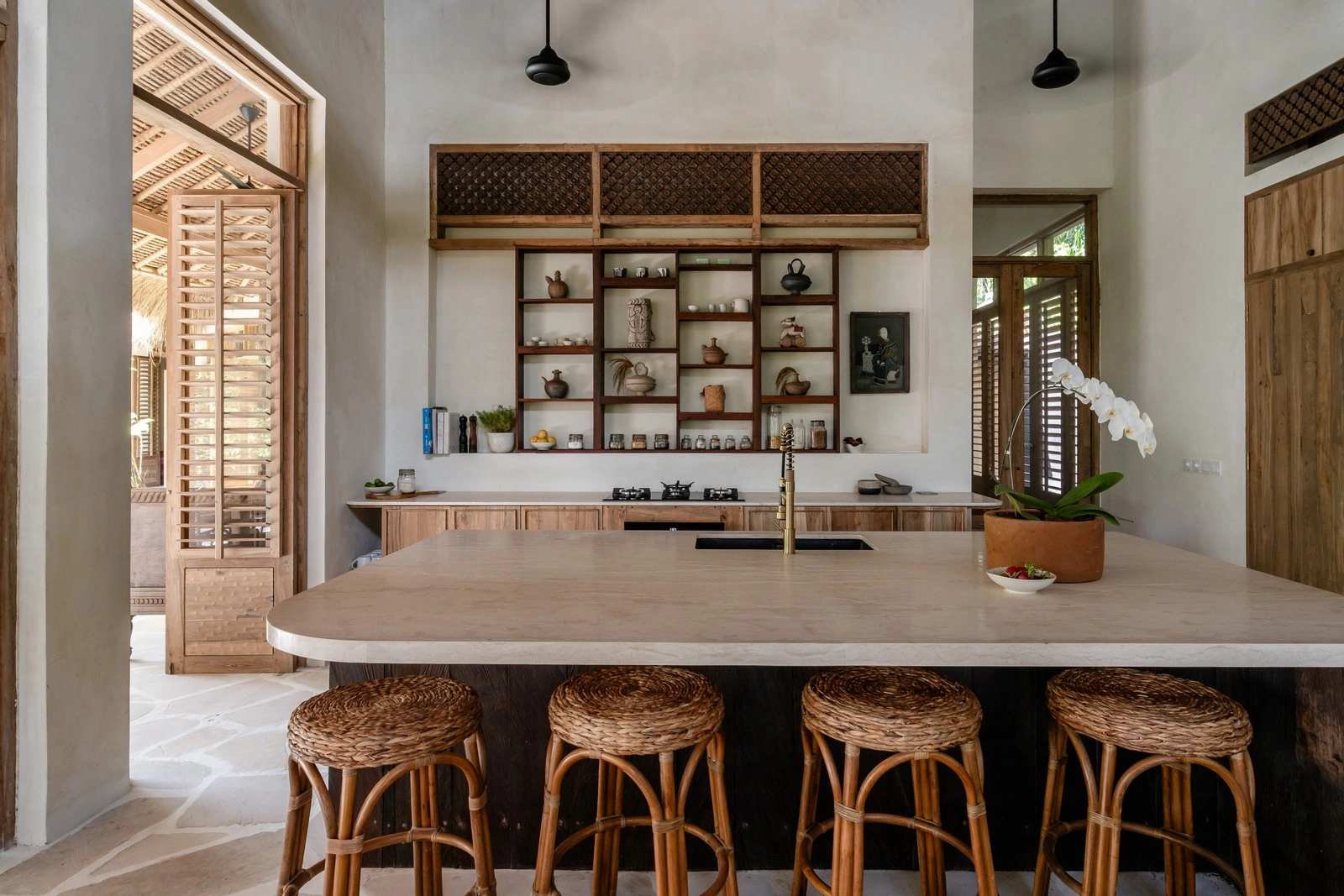 4-Bedroom Eco-Luxury Villa with Private Pool in Kaba Kaba, 4-bed villa for rent in Tabanan – photo 9 of 15