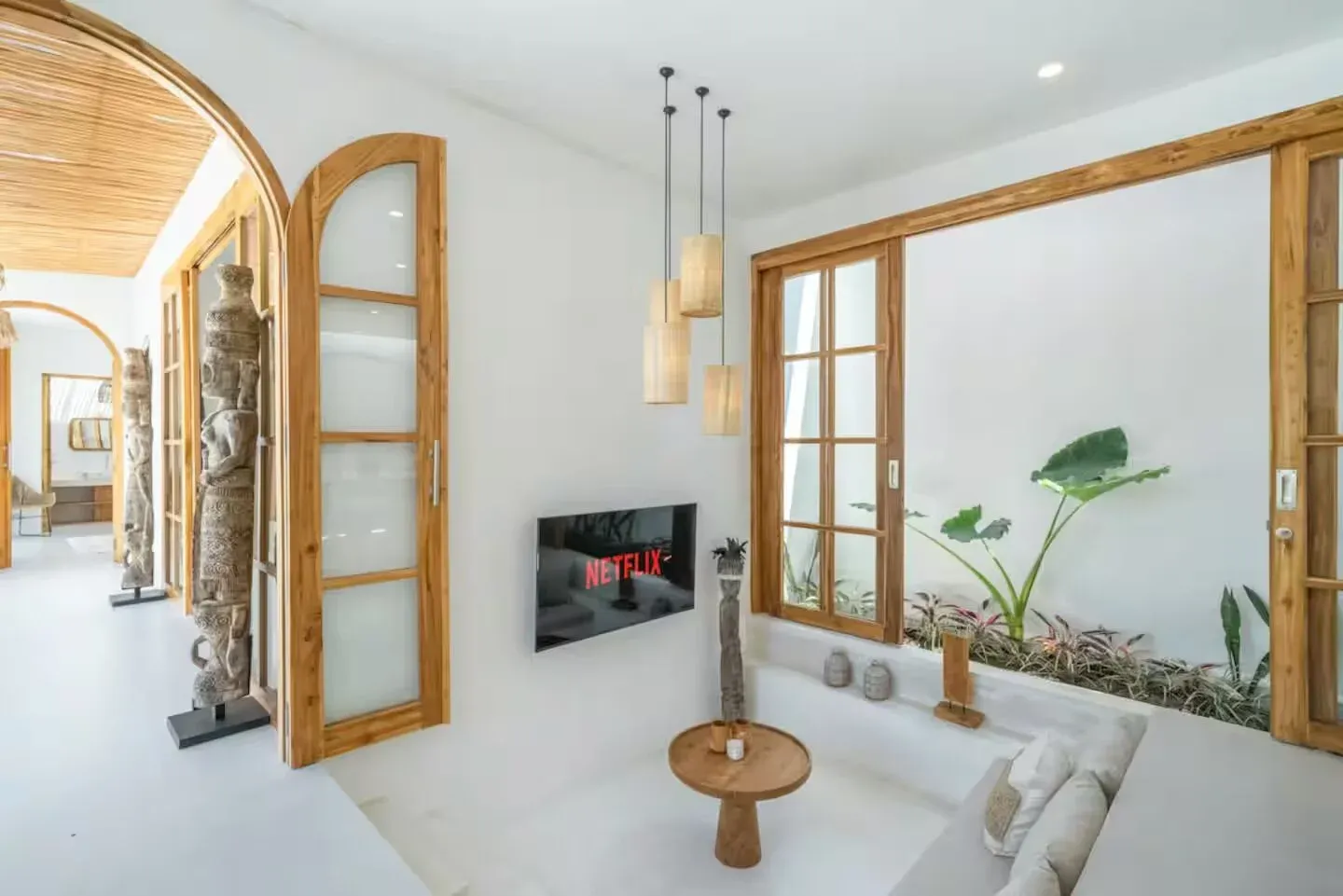 3 Bedrooms Villa in Canggu, 3-bed villa for rent in Canggu – photo 12 of 15
