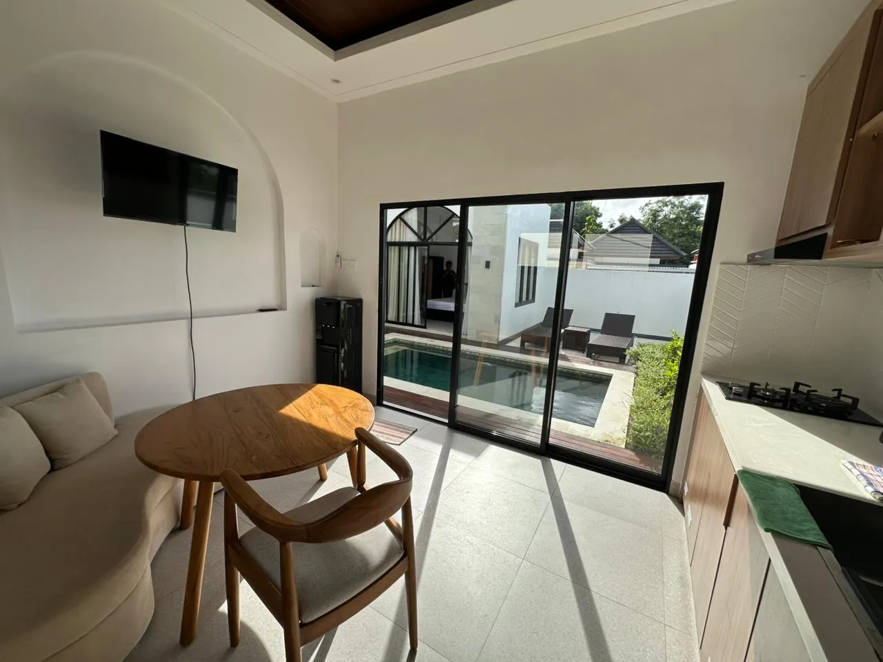 Villa Modern Minimalish Blongkeker Puri Gading, 2-bed villa for rent in Uluwatu – photo 7 of 12