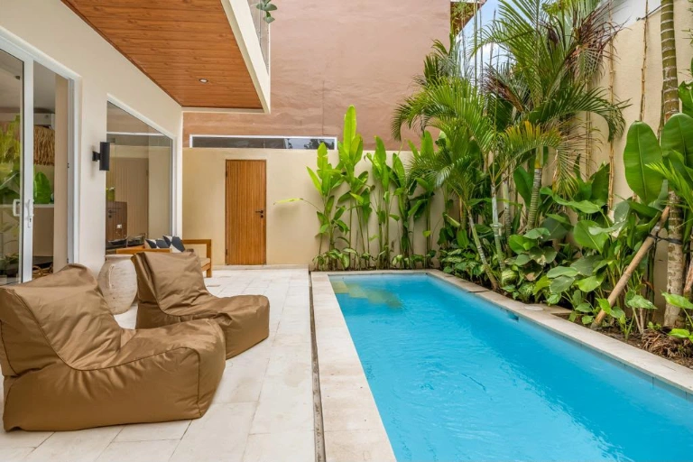 Mediterranean 2BR Villa w/ Private Pool and Backyard, 2-bed villa for rent in Pererenan – photo 13 of 15