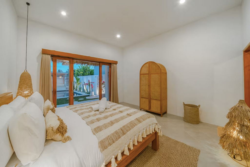 3 Bedrooms Villa 5 Minutes to Echo Beach, 3-bed villa for rent in Canggu – photo 10 of 14