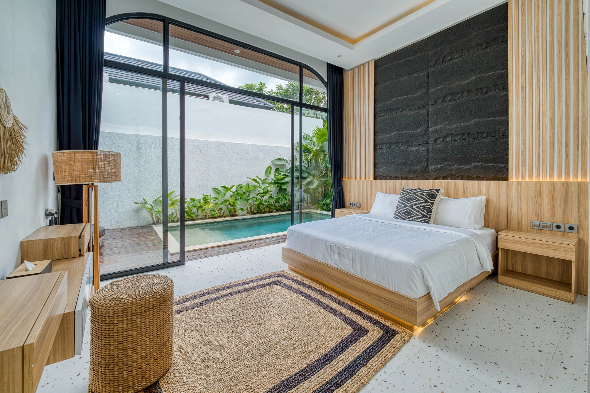 Villa Rioja – 3BR Tropical Retreat in Pererenan, 3-bed villa for rent in Canggu – photo 8 of 15