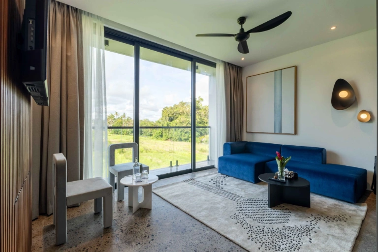 Eco-Conscious Suite w/ Smart TV and Equipped Kitchen, 1-bed villa for rent in Tabanan – photo 2 of 15