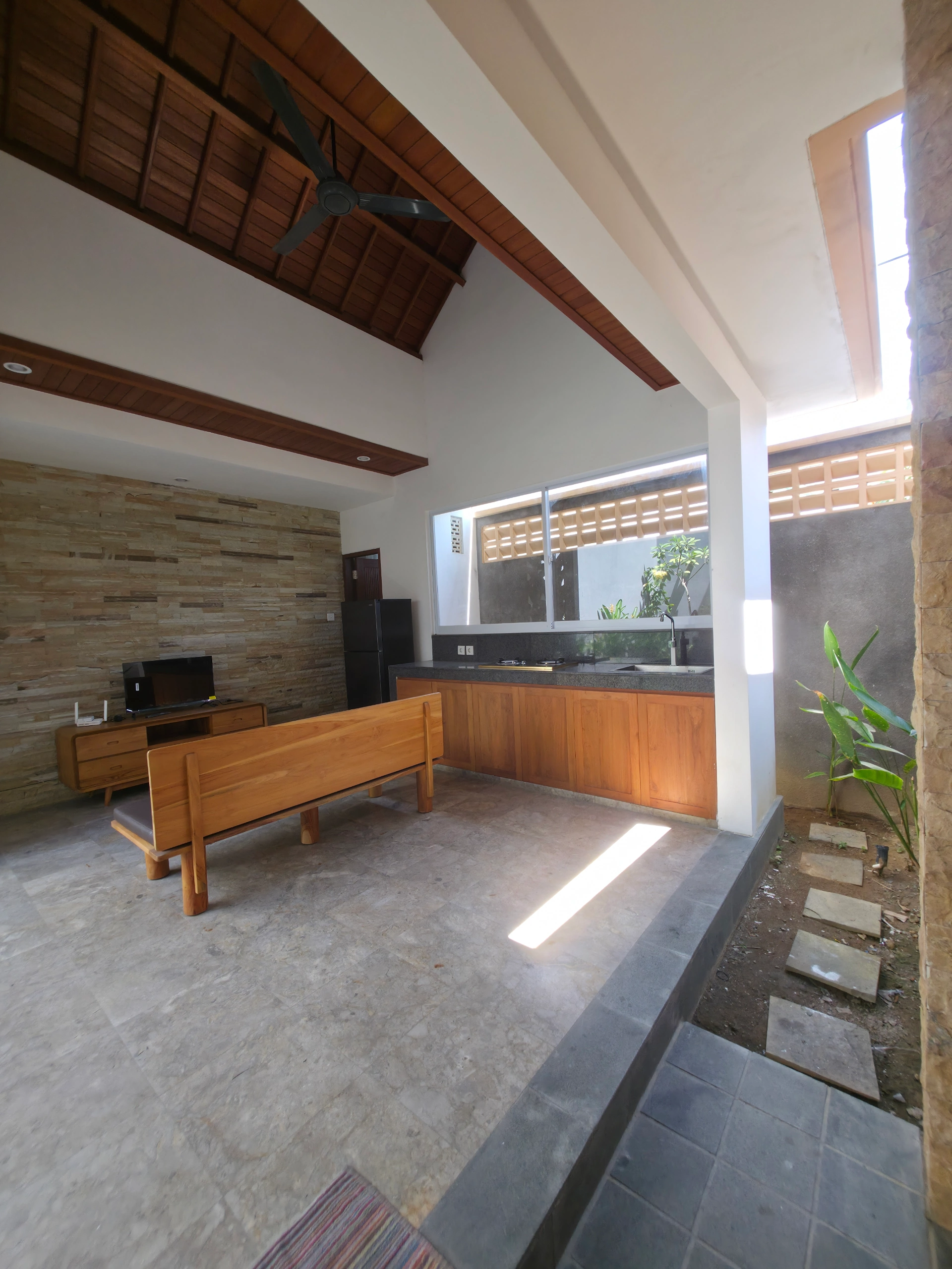 Modern Tropical Villa The Eighteenth in Sanur Renon Tukad balian Bali Pool 2BR, 2-bed villa for rent in Sanur – photo 4 of 15