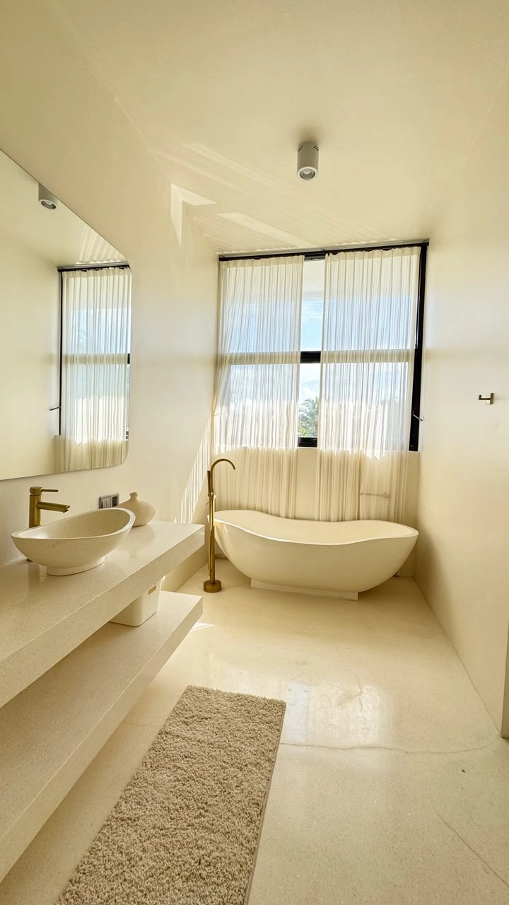 RICE FIELD VIEW – Ubud's Ultimate Long-Term Villa, 3-bed villa for rent in Ubud – photo 6 of 15