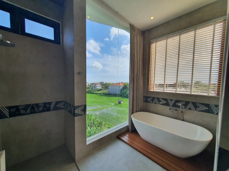 Monthly - Berawa Brand New 4 Bedroom New Villa in Berawa with Roce Field View, 4-bed villa for rent in Canggu – photo 13 of 13