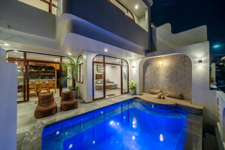 3BR Pool Villa • Rooftop • 5 Min to Batu Bolong, 3-bed villa for rent in Pererenan – photo 4 of 15