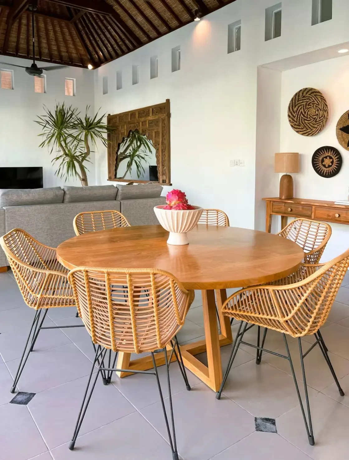 Modern 3BR Villa w/ Private Pool and Home Office, Beachside, 3-bed villa for rent in Canggu – photo 8 of 11