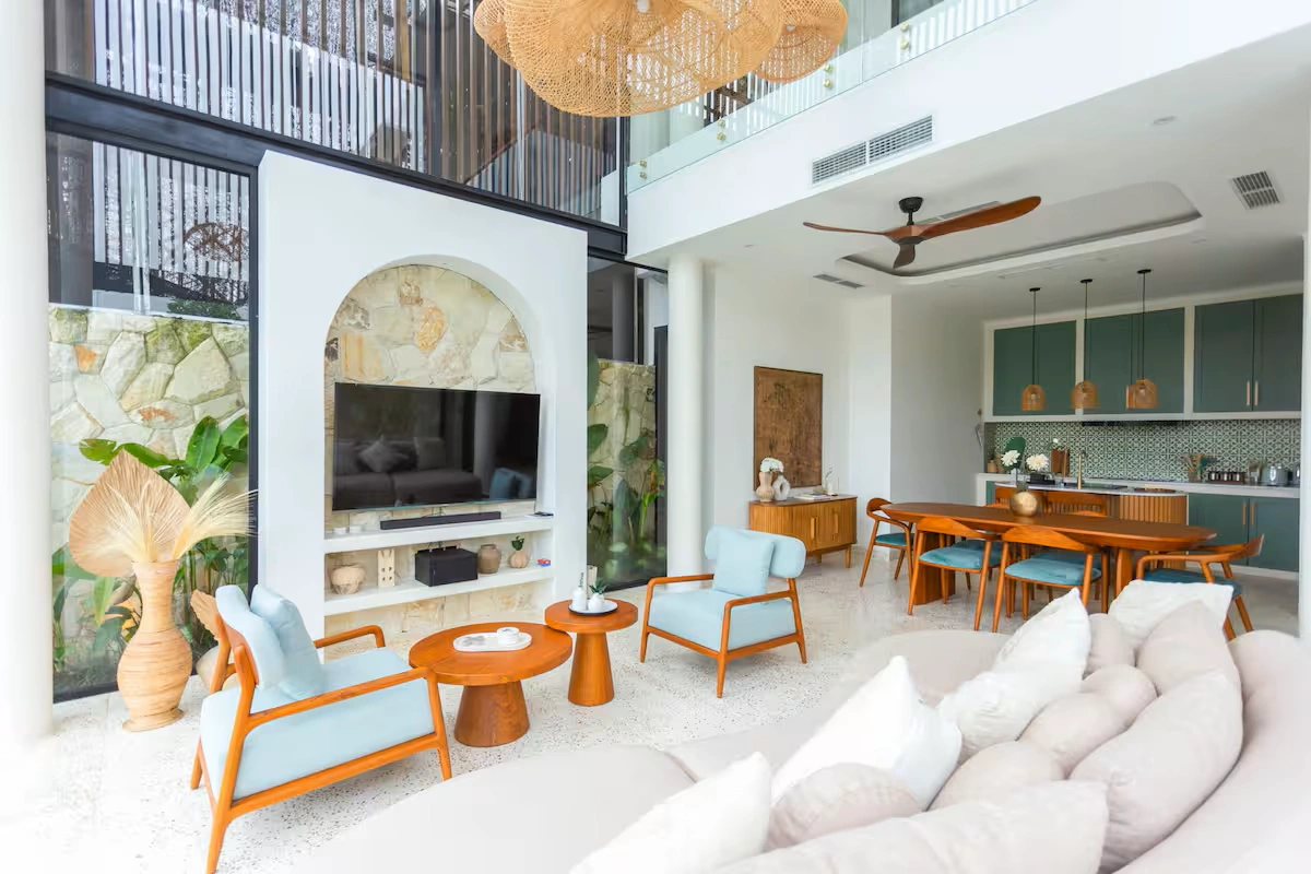 3BR Villa with Ricefield Views | Villa Oria, 3-bed villa for rent in Canggu – photo 5 of 15