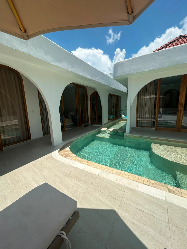 Elegant Mediterranean 3-Bedroom Villa in Prime Seseh Location, 3-bed villa for rent in Seseh – photo 2 of 15