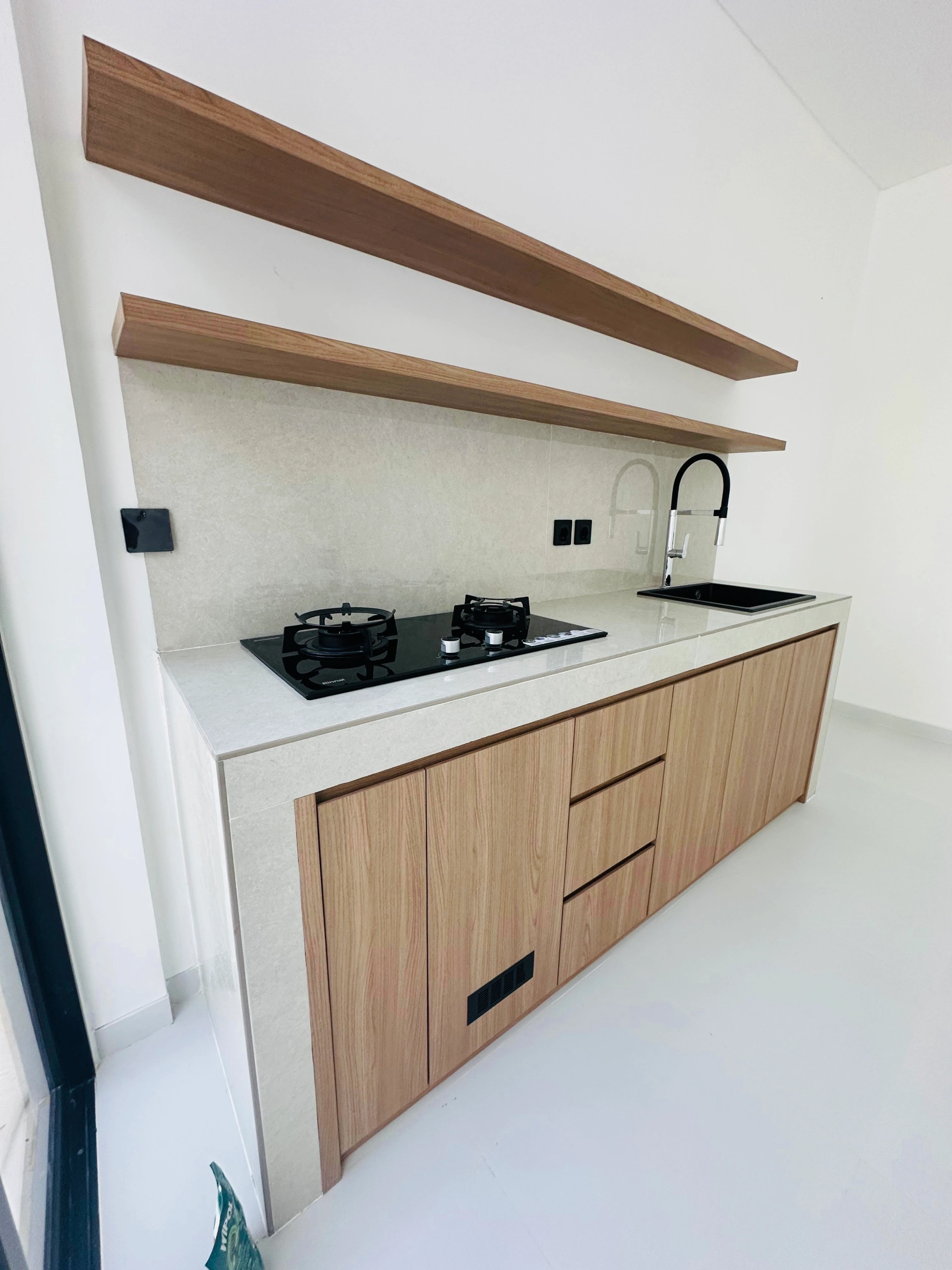 Brand New 2 Bedrooms Villa in Padonan, 2-bed villa for rent in Canggu – photo 4 of 7