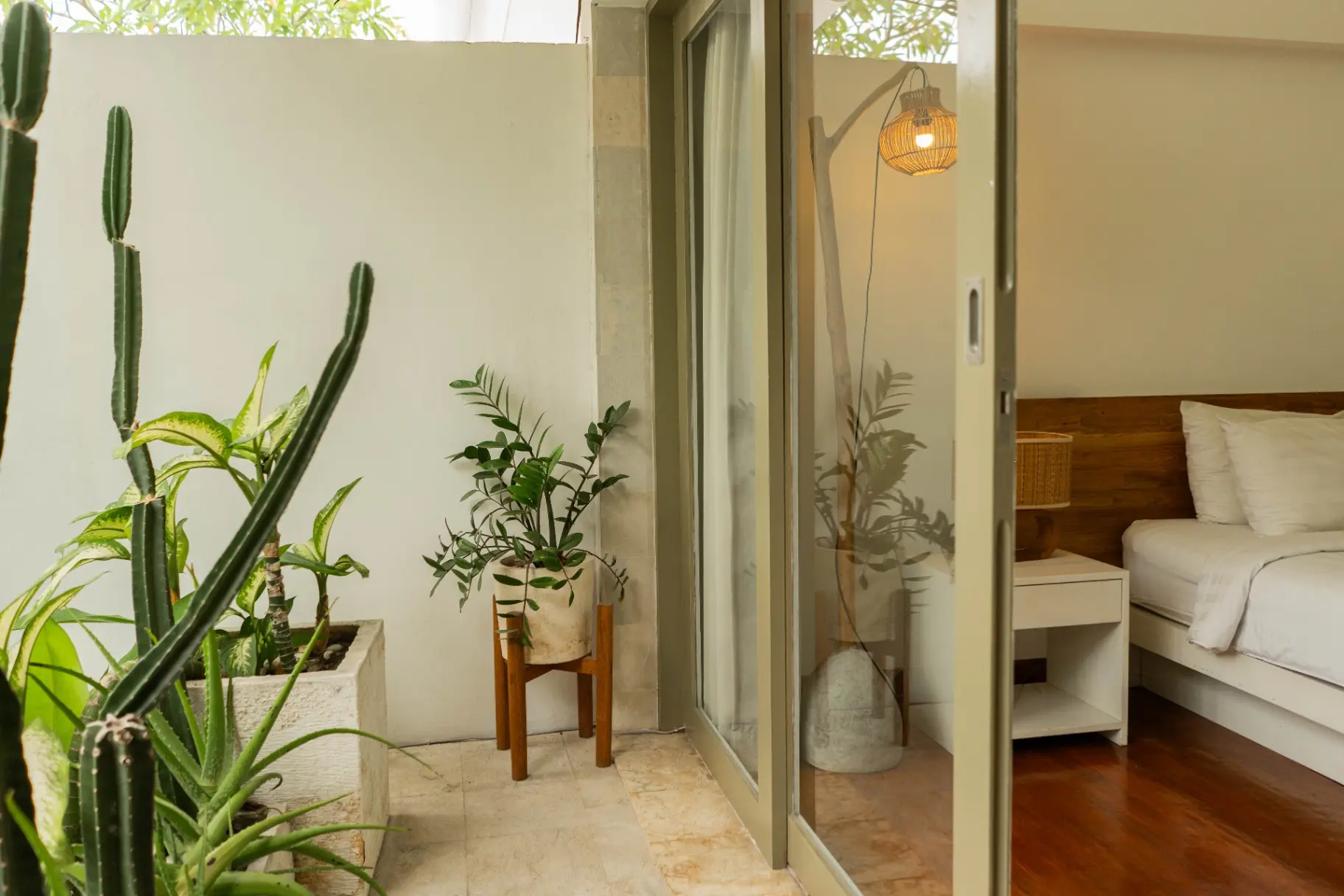 Breezy 4BR Villa w/ Private Pool and Spa, 4-bed villa for rent in Canggu – photo 6 of 15