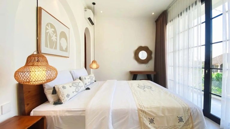 3 Bedroom Modern Villa for Monthly and Yearly Rent in Berawa, 3-bed villa for rent in Canggu – photo 10 of 15