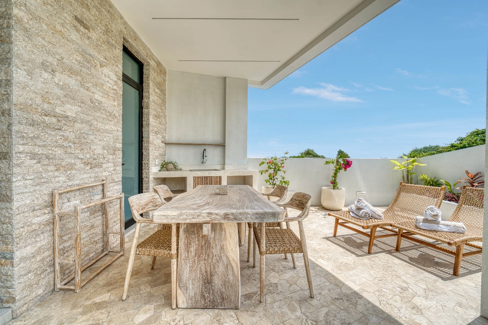 Villa Salju – Brand New 3BR Villa with Rooftop & Sea View | Pandawa, 3-bed villa for rent in Uluwatu – photo 15 of 15